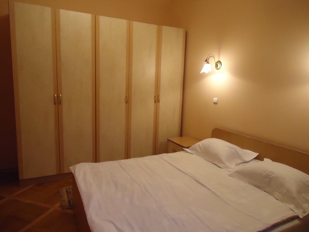 Rentday Apartments - Kiev Szoba fotó